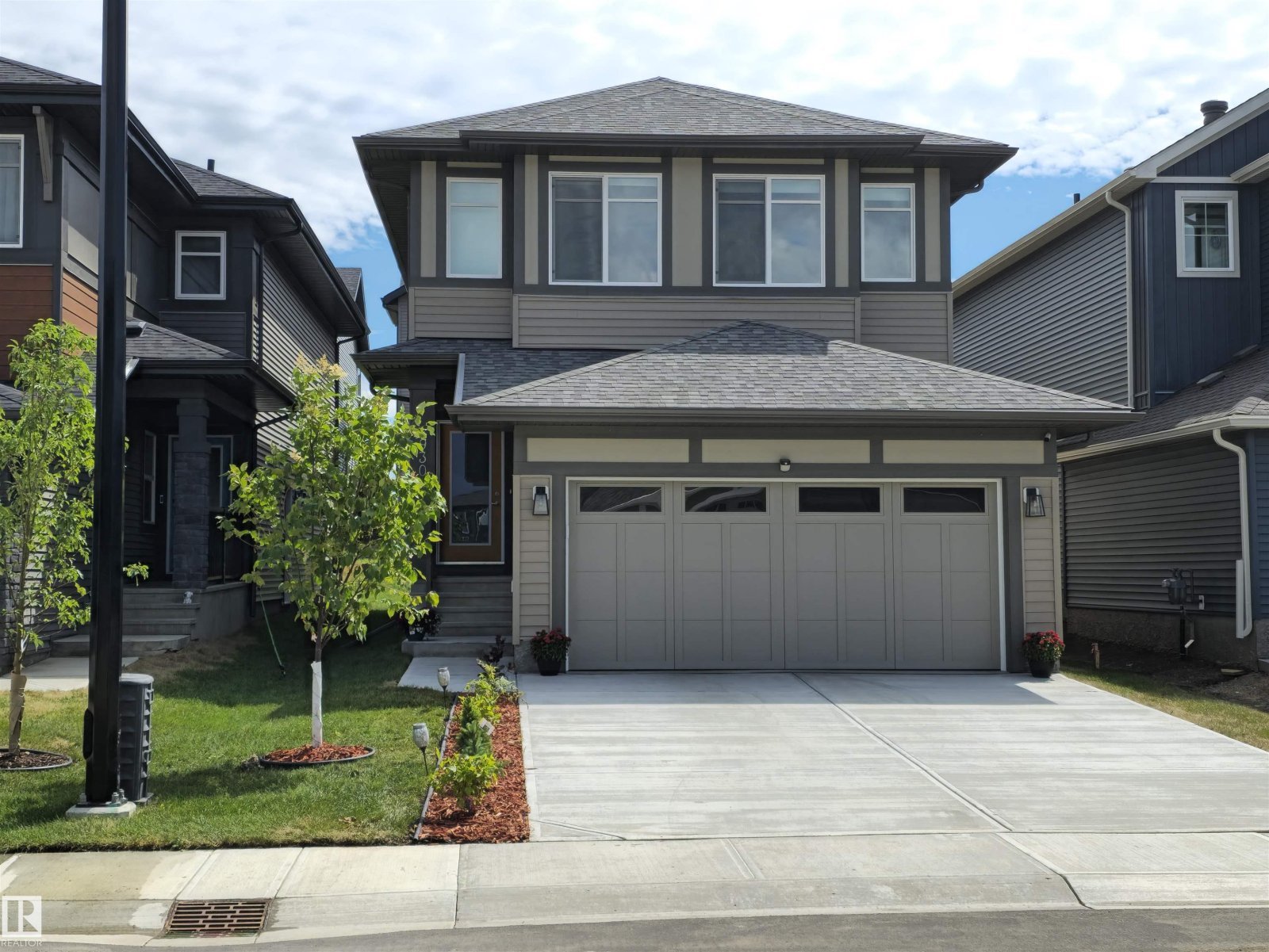 86 St NW Edmonton, AB T5B 3H8
